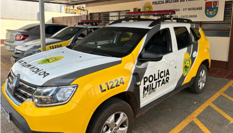Homem dirigindo embriagado é preso após bater em carro parado no centro de Cafelândia