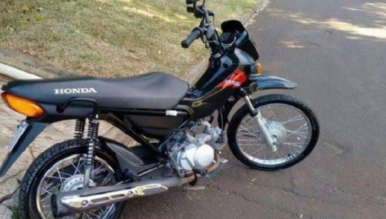 Motocicleta é furtada em Cafelândia neste sábado 