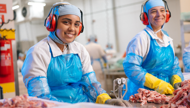 Frimesa celebra o Dia da Mulher com convite para futuras oportunidades de trabalho
