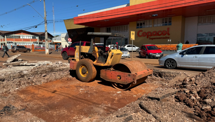 Trecho da Avenida Desembargador Munhoz de Mello em Cafelândia está em obras