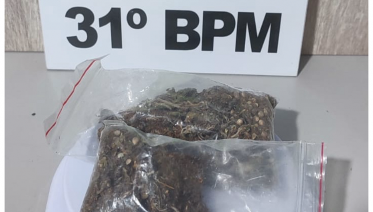 Neto agride avó em Cafelândia e a Polícia encontra maconha no quarto do agressor 