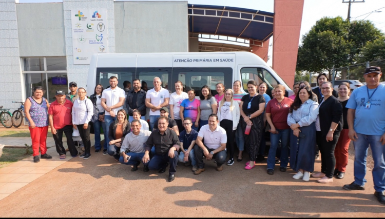 Deputado Batatinha Entrega Van para Sa&uacute;de em Jesu&iacute;tas<br/>