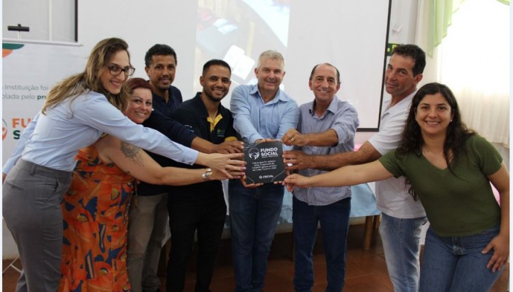 Cresol Progresso realiza entrega de materiais para oficinas da Cultura de Nova Aurora