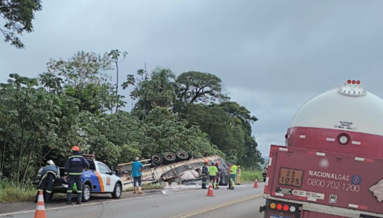 Acidente grave tira a vida de profissional da sa&uacute;de moradora de Ouro Verde, que atendia em Cafel&acirc;ndia