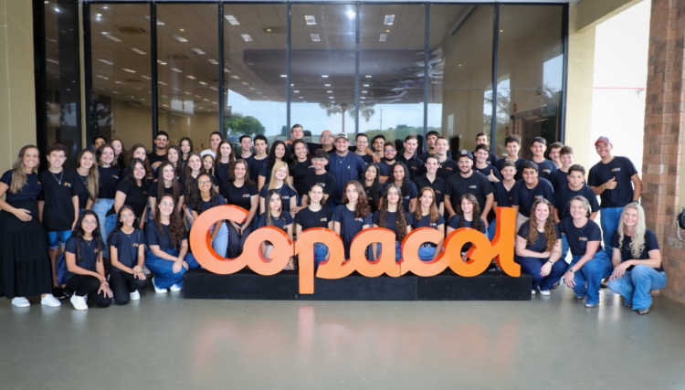 Grupo de Jovens aprende sobre liderança e cooperação no primeiro encontro do ano