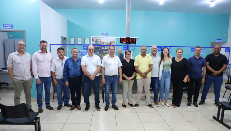 Farmácia Municipal de Assis passa a atender até às 22h, e na sua cidade têm remédios e atendimento diferenciado?