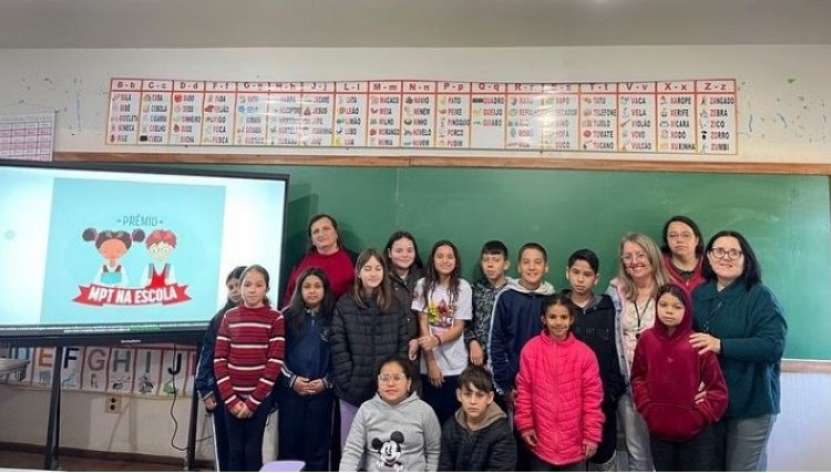 Alunos do 4º ano participam de palestra sobre trabalho infantil em Jesuítas