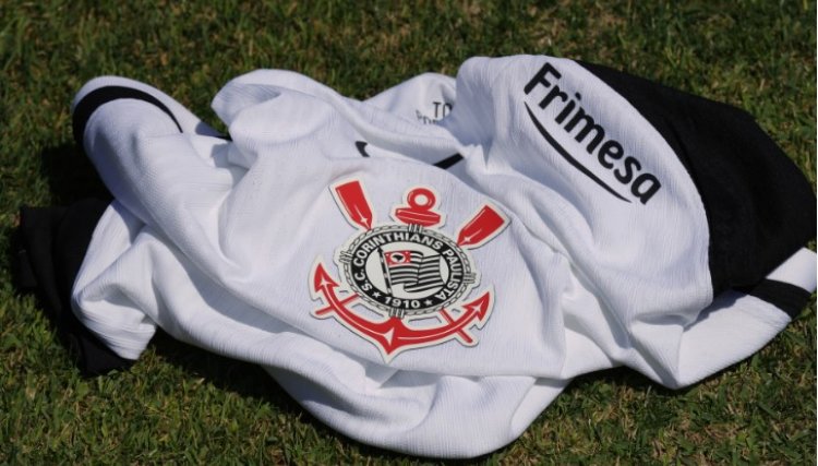 Frimesa e Corinthians fecham parceria com exposição de marca no uniforme do Timão