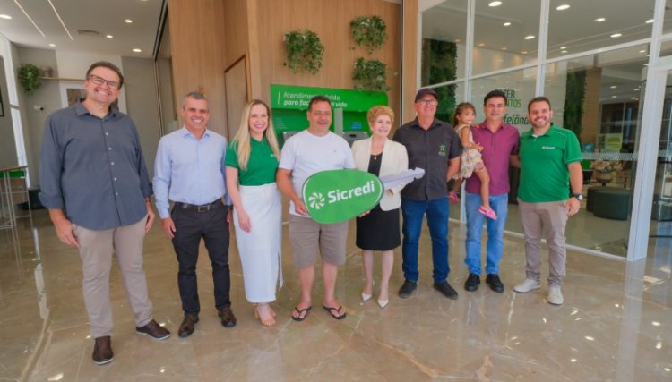 Associado de Cafel&acirc;ndia &eacute; o ganhador do Jeep Compass da Campanha Capital Premiado do Sicredi