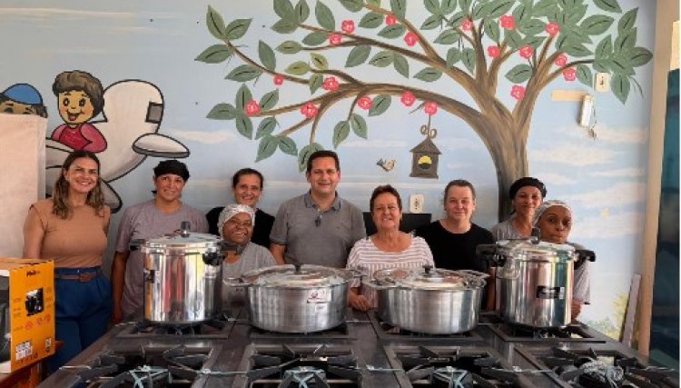 Selo Ouro na Educa&ccedil;&atilde;o, Jesu&iacute;tas investe na cozinha das escolas e CMEI