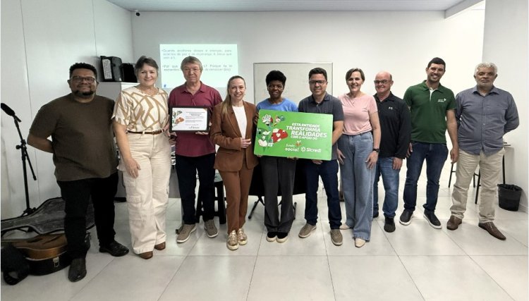 Funda&ccedil;&atilde;o Pe. Luis Luise recebe apoio do Fundo Social da Sicredi para projeto Coro Amigo