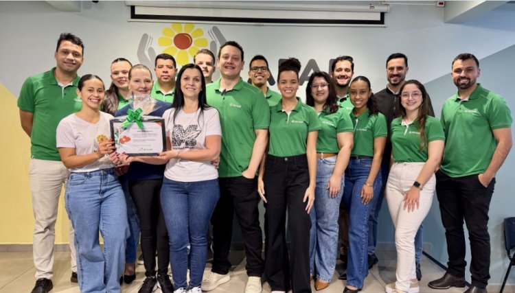 APAE de Nova Aurora recebe apoio do Fundo Social do Sicredi para projeto "Uniforme que Abra&ccedil;a"