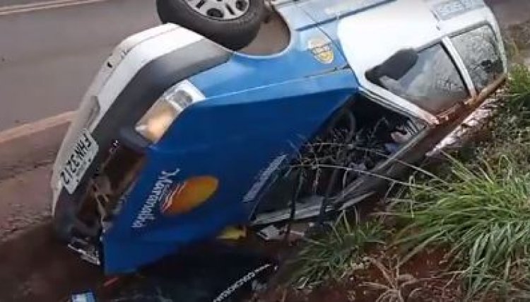 
<br/>Após fugir da polícia, condutor de Jetta provoca acidente em Assis 
<br/>