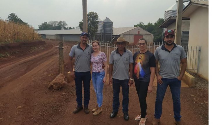  Jucinei Leodato da Silva é o melhor avicultor da semana da Copacol 