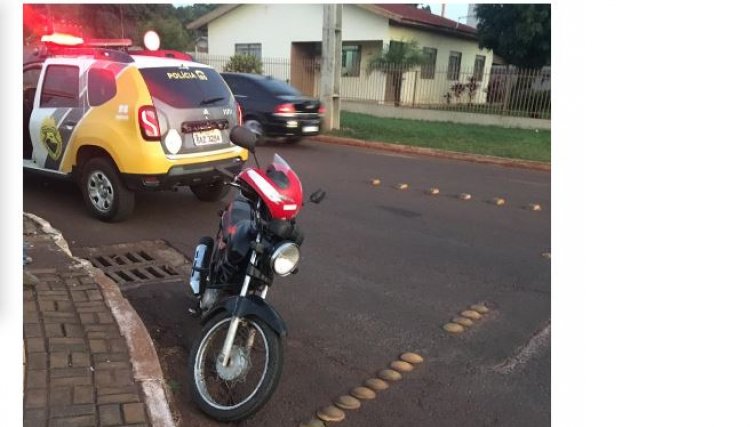 Jovem de 17 anos, é flagrado conduzindo motociclista com o caroneiro sem capacete em Cafelândia