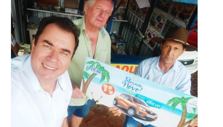 Proeste entrega carro e um prêmio de R$ 500,00 em Cafelândia