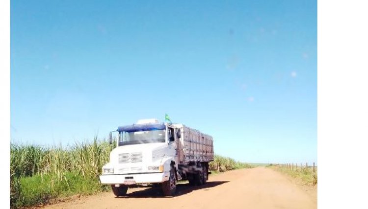 Caminhão de Formosa do Oeste é localizado em Mariluz sem a carga da soja