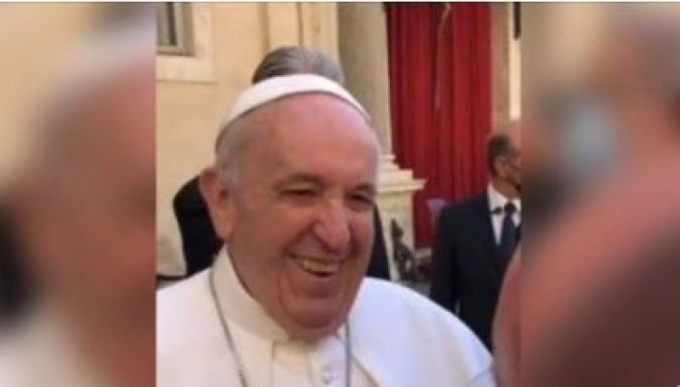 Papa brinca sobre brasileiros dizendo, Vocês não têm salvação, muita cachaça e pouca oração