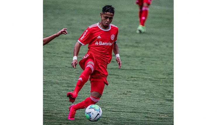 Cafelandense Jhonatan Kauan se destaca em jogo do Brasileirão sub-17, veja o vídeo 