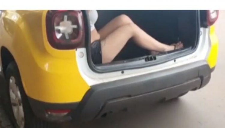 Mulher é detida por esquecer bebê de três meses e criança de um ano na parte de fora de residência