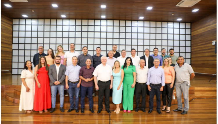 Copacol renova termos do Apoio Cultural com municípios