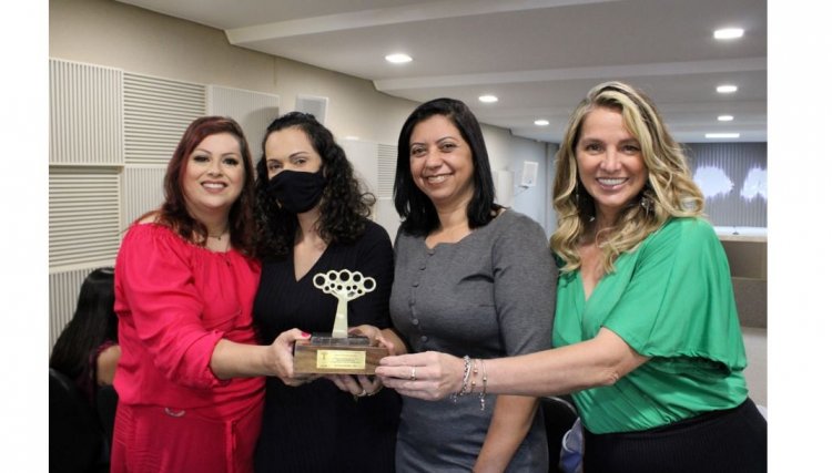 Nova Aurora recebe Prêmio Gestor Público Paraná 2021 na AMOP em Cascavel
