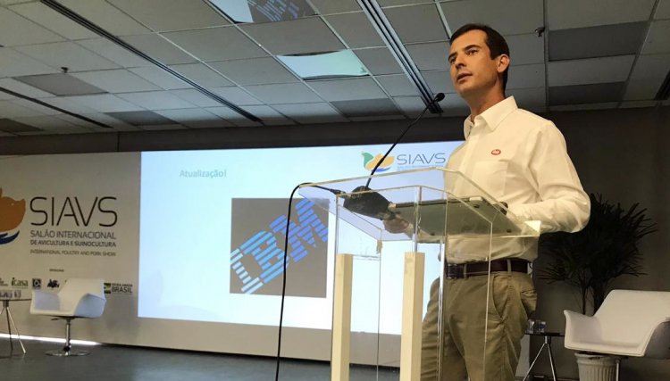 Cobb-Vantress aborda tecnologias de Incubação durante o incubaFORUM