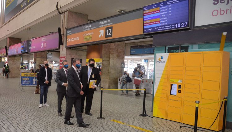 Correios ter&atilde;o altera&ccedil;&atilde;o no expediente durante festas de fim de ano