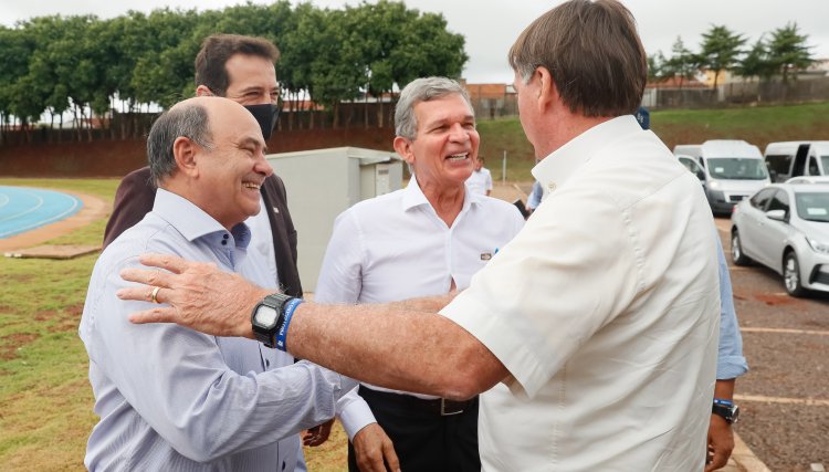 Em Cascavel, Bolsonaro destaca o apoio da Itaipu ao desenvolvimento do Paraná