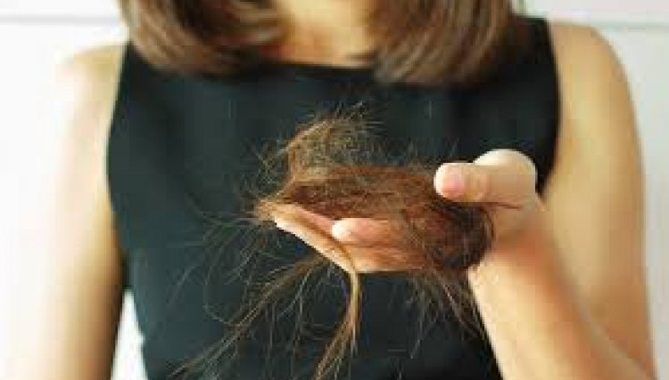 Covid-19 acarreta a perda de cabelo entre outros sintomas, confira 