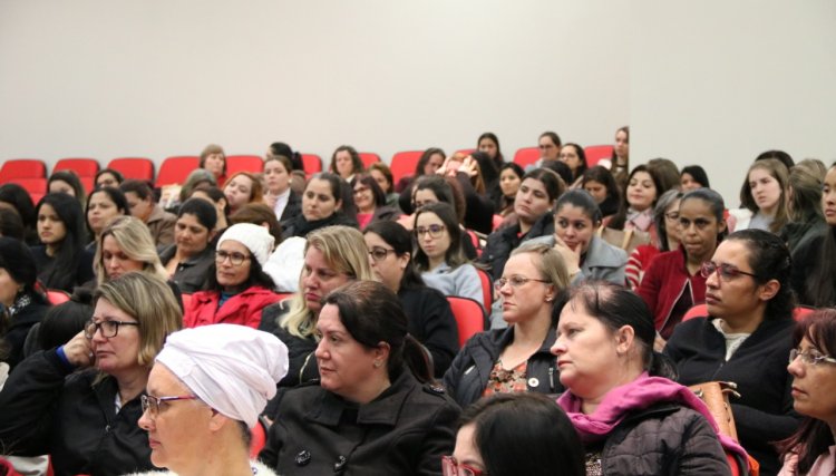 Cafelândia promove a capacitação de Professores dos Cmeis