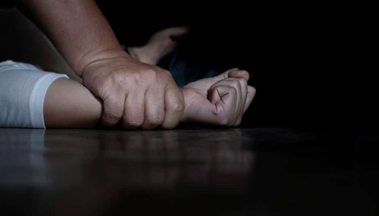 Padrasto é acusado de cometer abuso sexual contra adolescentes de 13 e 11 anos em Cafelândia