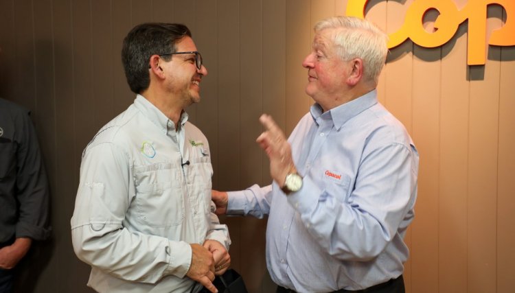 Inova&ccedil;&atilde;o e tecnologia da Copacol atraem visita de representantes internacionais da Bayer
