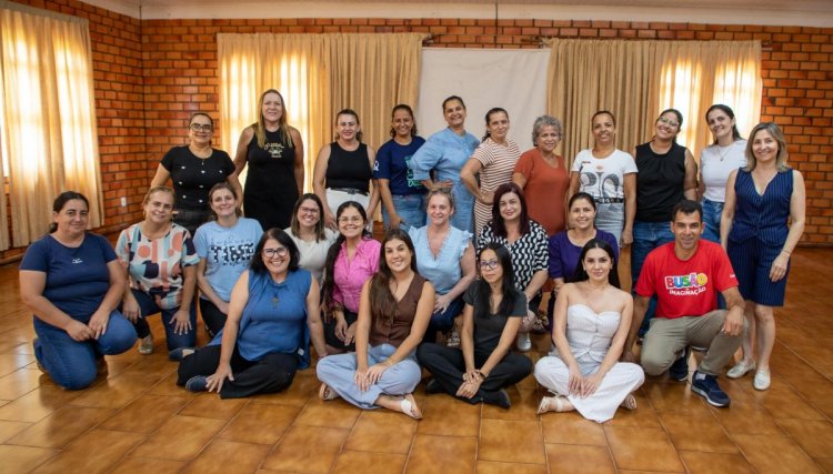 Copacol capacita professoras dos munic&iacute;pios parceiros envolvidas nas atividades do Bus&atilde;o da Imagina&ccedil;&atilde;o