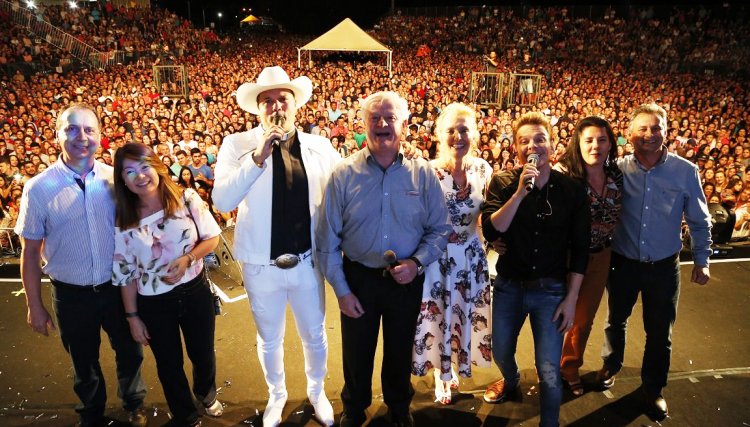 Mais de 15 mil pessoas prestigiaram o evento que marcou os 55 anos da Copacol