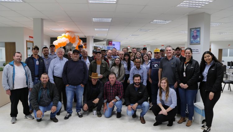 Copacol celebra Dia do Agricultor com um café especial nas unidades