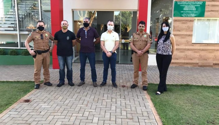 Vereadores de Cafelândia recebem a visita da Polícia Militar 