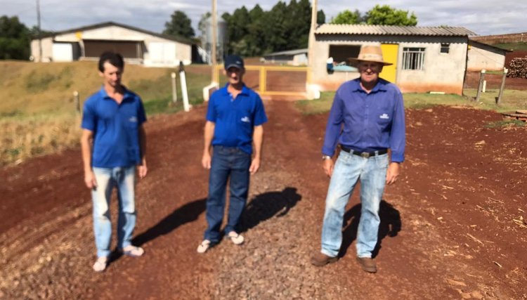 Celso Casarolli de Corbélia é o melhor da semana na avicultura