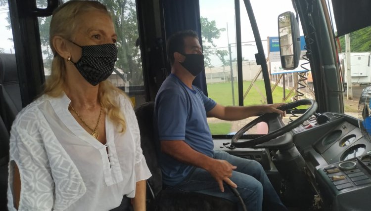  Educação movimenta às ruas para saudar o retorno das aulas em Cafelândia 