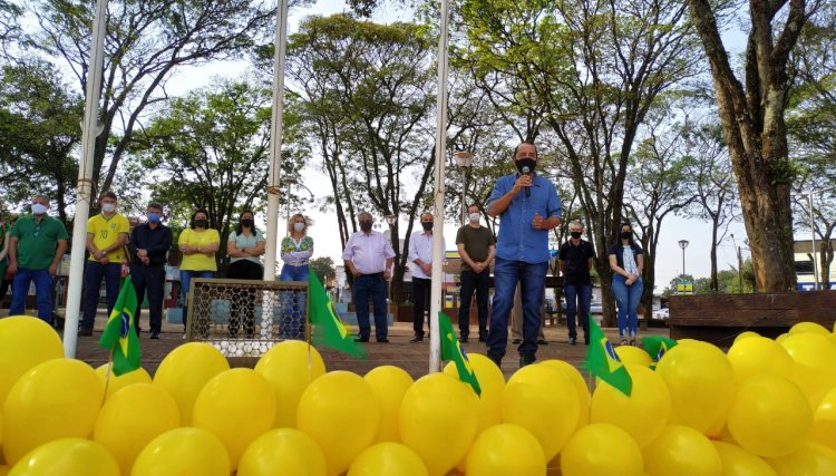 Nova Aurora realiza comemorações de 7 de Setembro na Praça dos Pioneiros com público reduzido 
