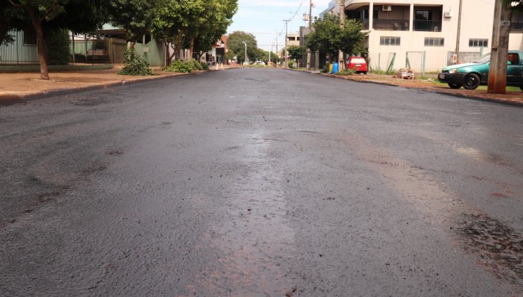 Cafelândia inicia trabalhos de reperfilamento asfáltico em vias públicas