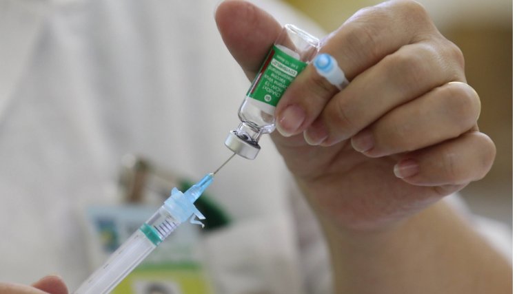 Covid-19: TCE-PR orienta municípios sobre aplicação da dose de reforço da vacina