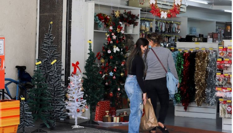 Paraná tem segundo melhor tempo na abertura de empresas em novembro