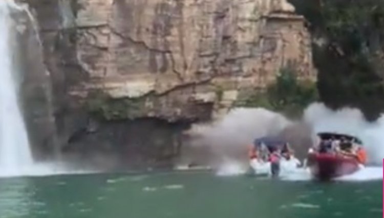 Desabamento de rocha sobre barcos de turistas deixa ao menos dois mortos e 32 feridos em MG