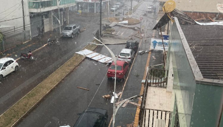 Chuvas e ventos fortes causam estragos em Cafêlandia