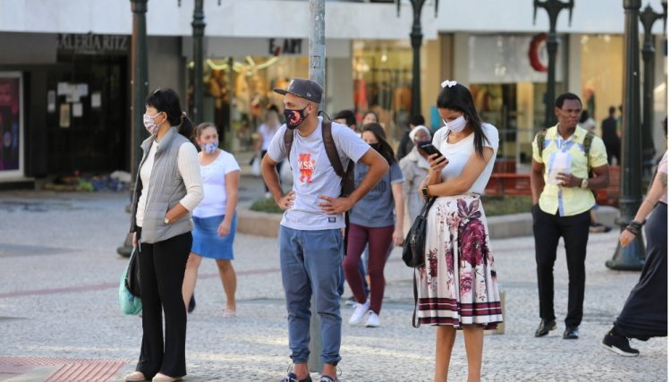 Governo propõe revogar a lei que impõe a obrigatoriedade do uso de máscaras no Paraná