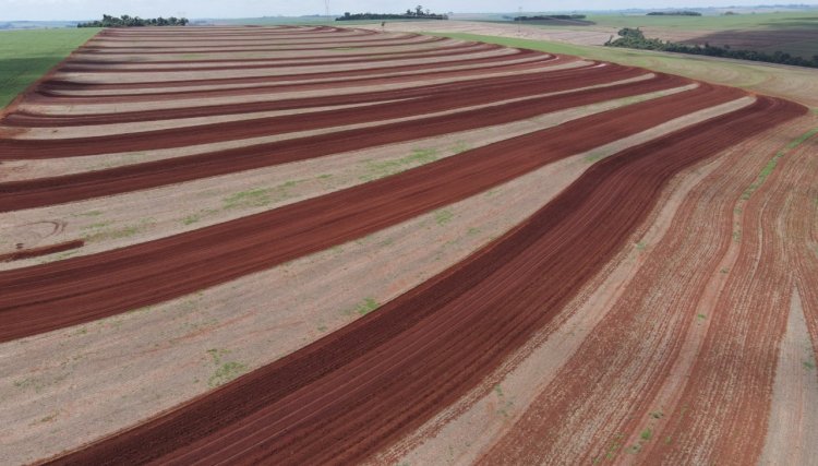 Cafelândia e Itaipu avançam nos projetos de reforma de terraços para produtores rurais