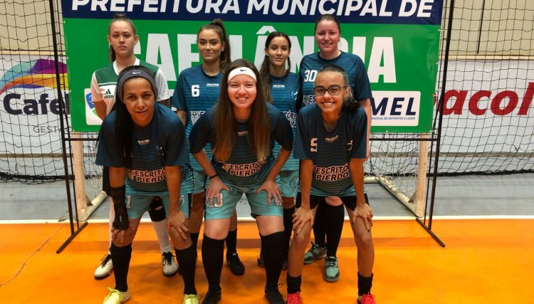 Cafelândia realiza abertura do 8º Campeonato Municipal de Futsal Feminino