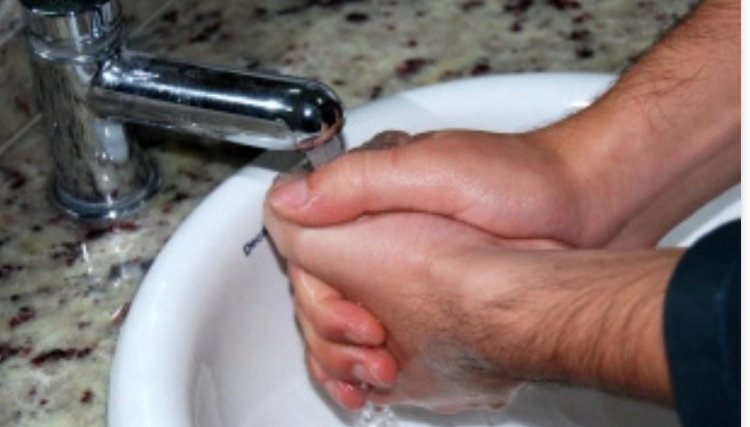 Li&ccedil;&atilde;o da pandemia, higieniza&ccedil;&atilde;o frequente das m&atilde;os n&atilde;o pode cair em desuso