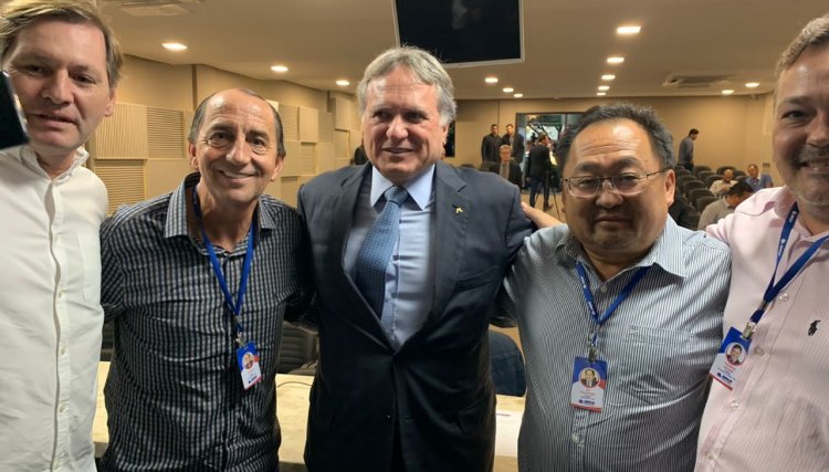 Prefeito Culestino participa de recepção do novo presidente da Itaipu  na AMOP